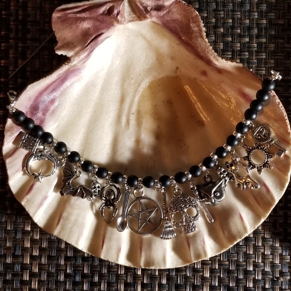 Pagan/Halloween Black Agate Charm Bracelet - Picture 1 of 1